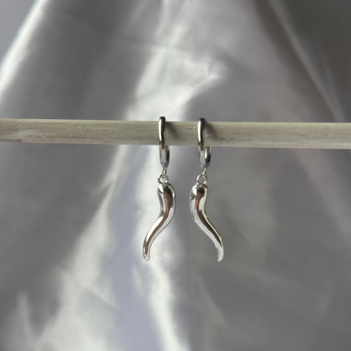 Chilli 🌶️ Cornicello | Sleeper Earrings in Gold and Silver