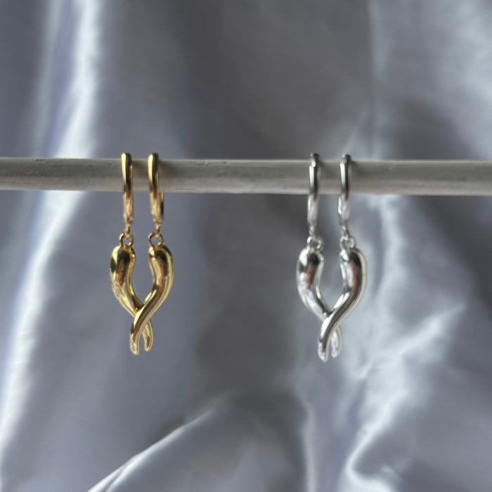 Chilli 🌶️ Cornicello | Sleeper Earrings in Gold and Silver